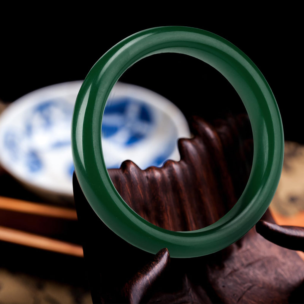 Landical 2.4'' Natural Jade Bracelet for Women Jade Bangle Bracelets with Box Good Luck Bangle Jewelry Gift for Mother