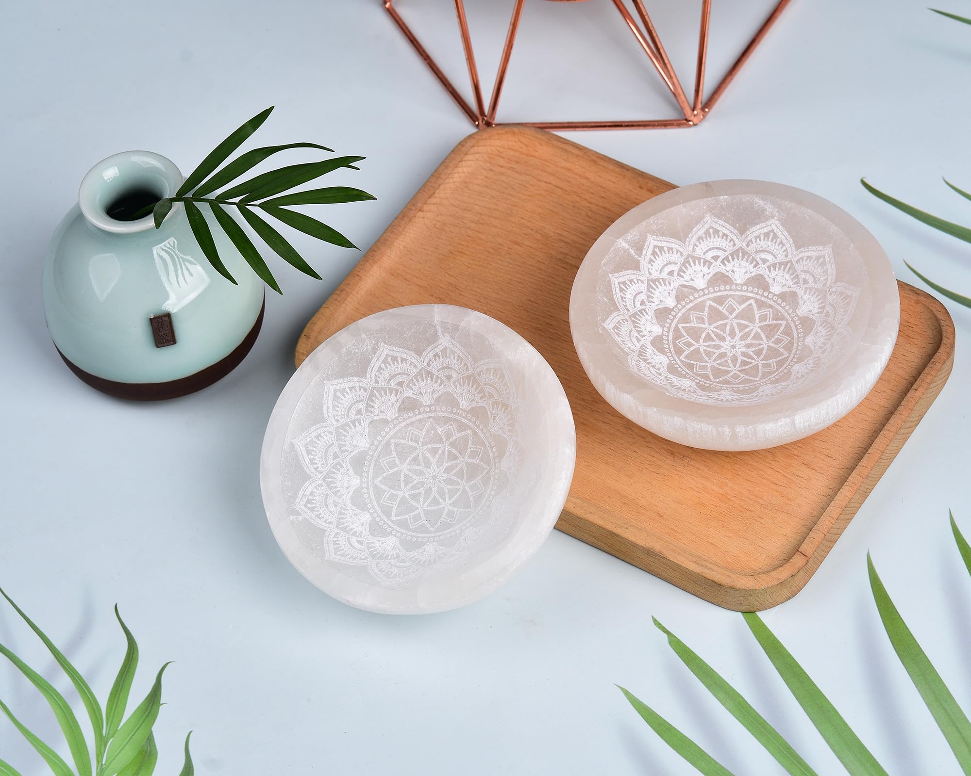 AMOYSTONE Natural Selenite Charging Bowl with Mandala Engraving 3.5-4'' Energy Cleansing Crystal Plate for Healing Meditation and Spiritual Home Decor
