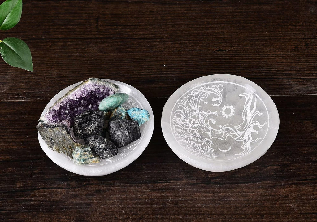 AMOYSTONE Natural Selenite Charging Bowl with Mandala Engraving 3.5-4'' Energy Cleansing Crystal Plate for Healing Meditation and Spiritual Home Decor
