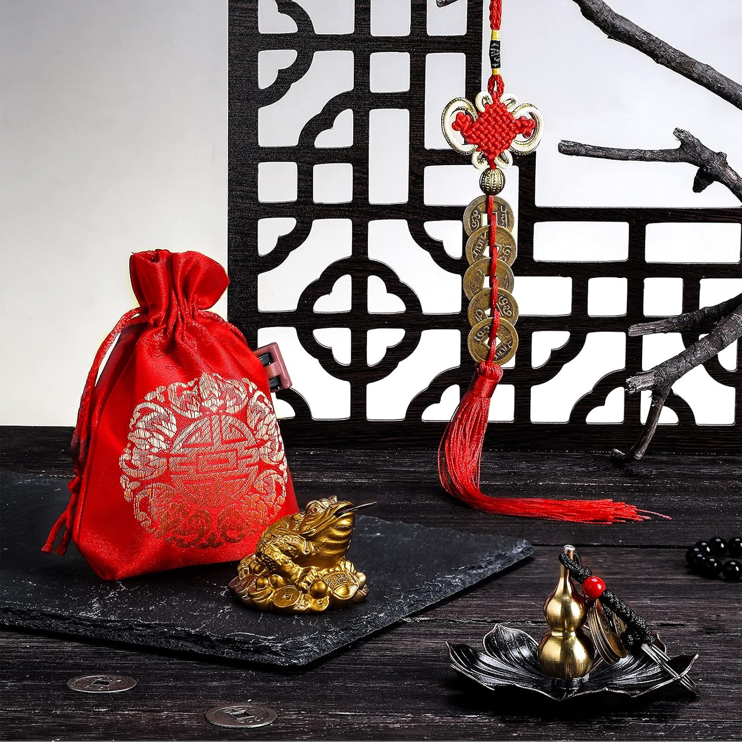 3 Pieces Feng Shui Frog Chinese Knot Lucky Coins Feng Shui Brass Wu Lou with Coins Keychain for Longevity Travel Safely Wealth Success and Good Luck with 1 Blessing Card and 1 Red Blessing Bag